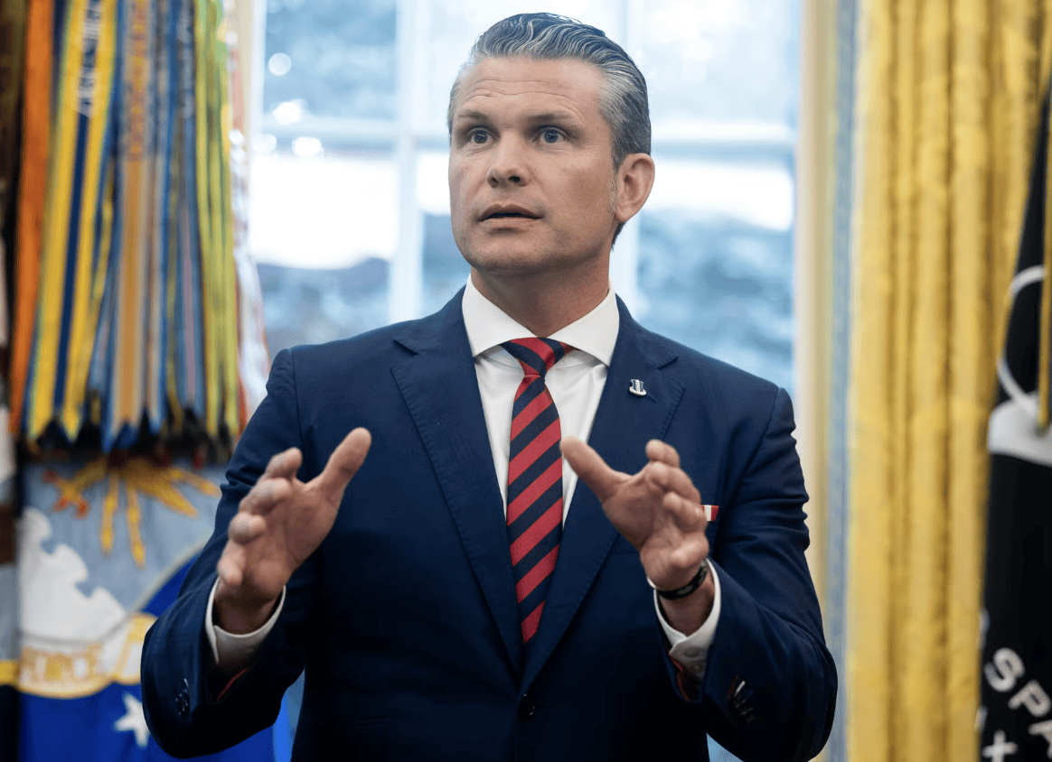 全球美军将领被“召回”只为听防长简短讲话？美政府“关门”在即，将领恐“有去无回”