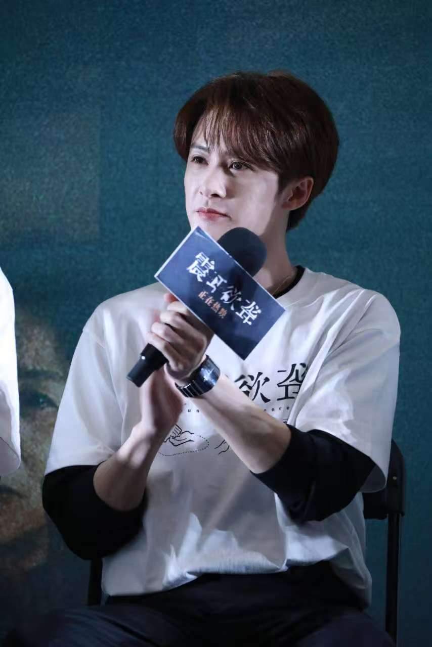 黄晓明大赞檀健次：他能有今天全靠演技努力和人品，期待早日拿影帝