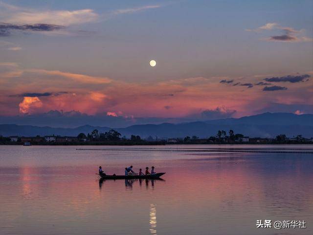 新华社出图｜明月共此时