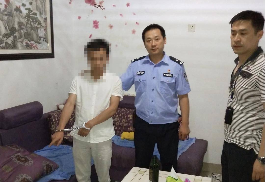 含泪送别！四川屏山县公安局副局长李虎办案途中坠江牺牲：“怕个啥，干就是！”是他的口头禅