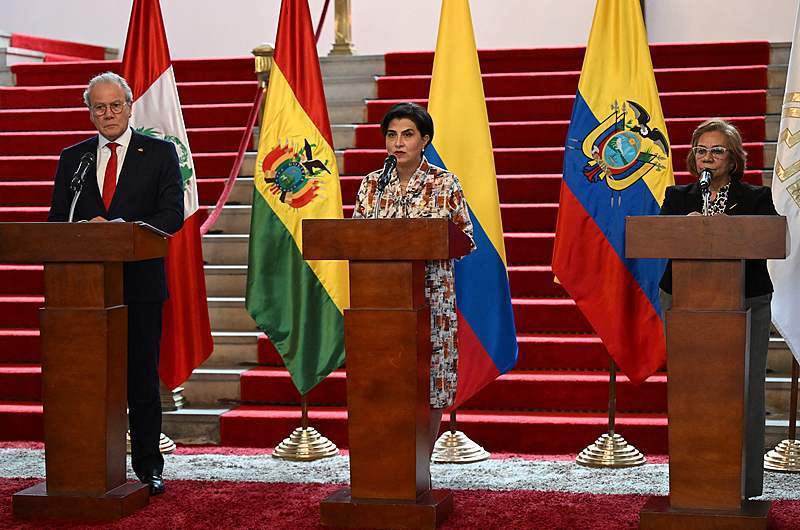 中国正式成为安共体观察员国，“美国关门，中国敞开大门”