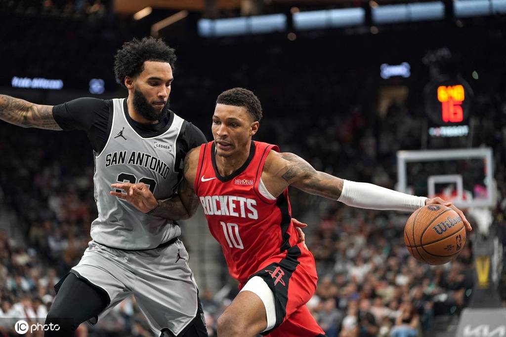 文班22+8申京25+9 杜兰特24分马刺灭火箭迎NBA杯首胜