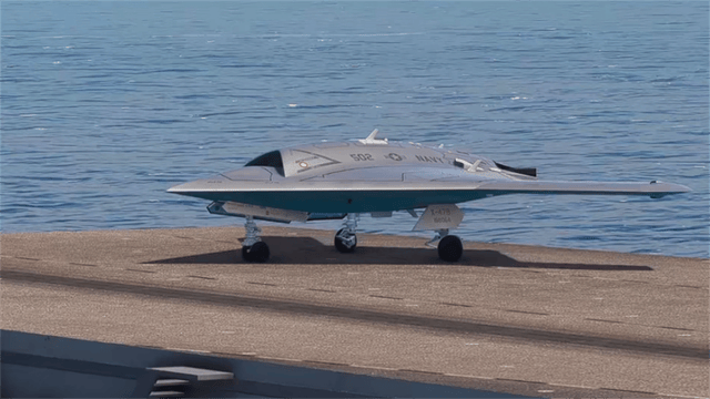 机库一开，解放军新家伙亮相！与歼20一飞冲天，重点是美国没有