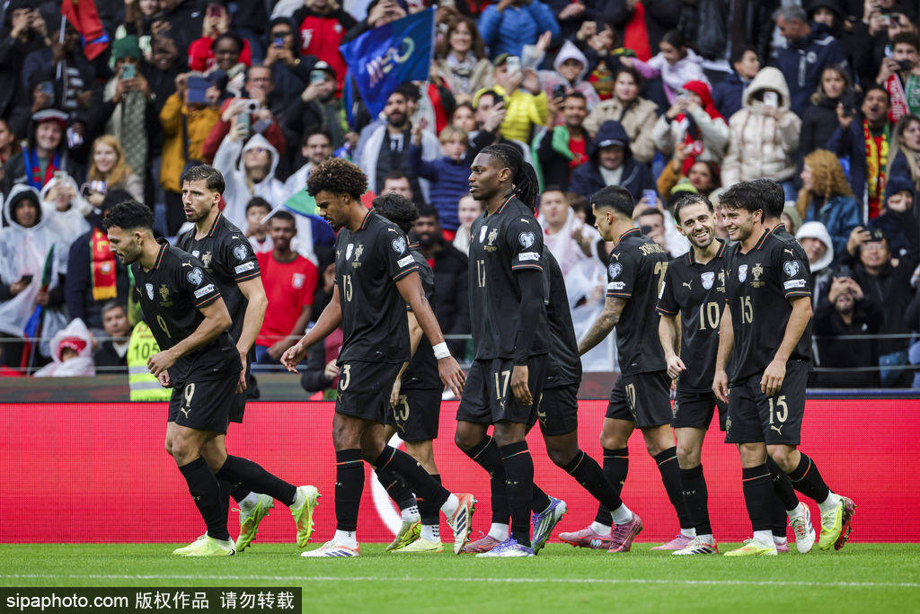 直通世界杯！世预赛-C罗停赛B费戴帽 葡萄牙9-1亚美尼亚