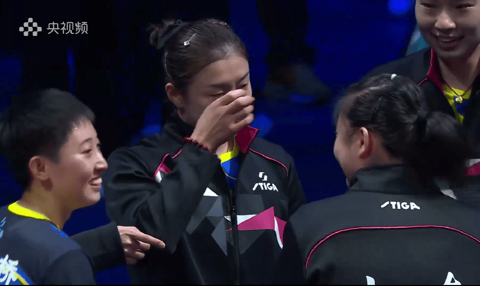 山东夺冠!陈梦哭了……